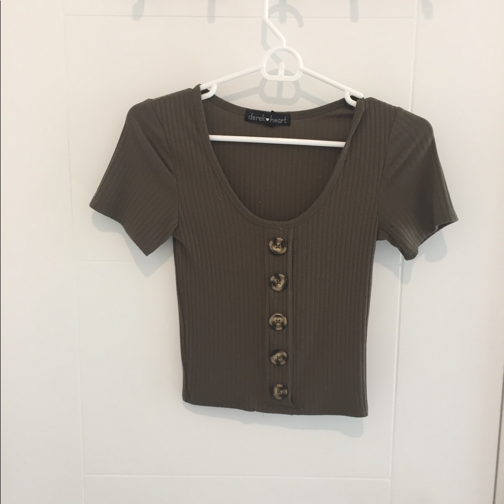 Fitted top